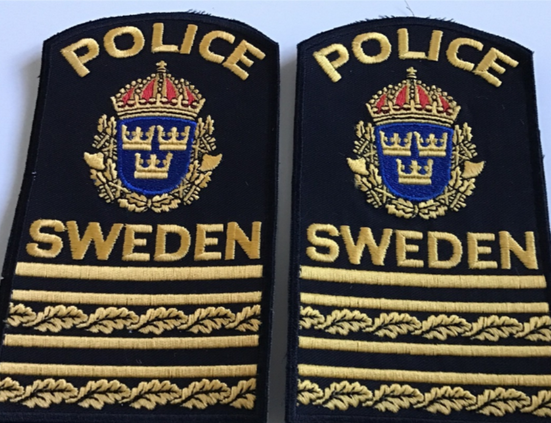 Kommissarie med särskild tjänsteställning. Svenska poliser får ofta en högre grad för att matcha andra länders poliser.