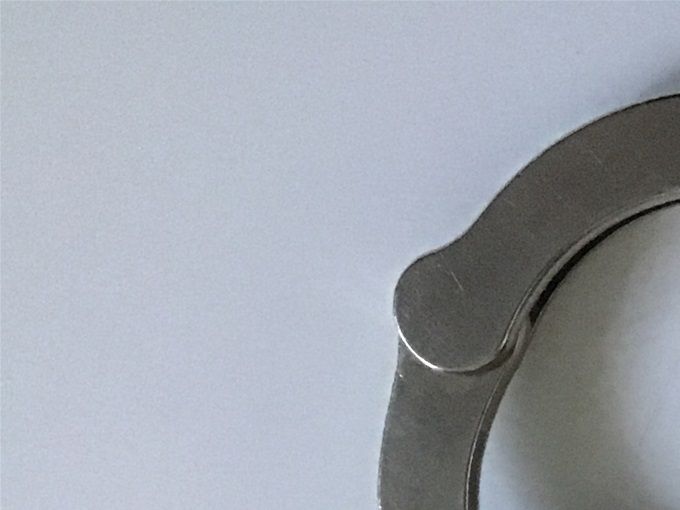 Handfängsel eller handbojor som många säger